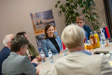 Avstrijska ministrica na obisku v Geoparku Karavanke (2)